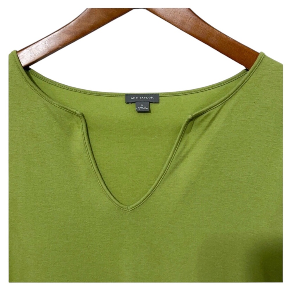 Ann Taylor Womens Floral Embroidered Top - Picture 4 of 4